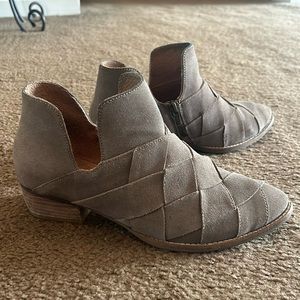 Seychelles Suede Ankle Boots